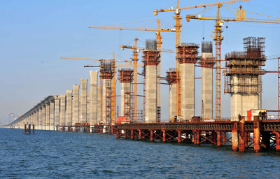 Large-scale civil engineering construction